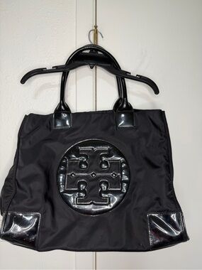 Tory burch Ella Logo Patch Patent Tote Bag